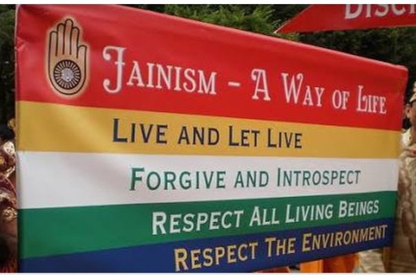 TanviSolanki_'s tweet photo. कभी कुछ मांगा नही
कुछ चाहा नही
कुछ छीना नही
किसीको चोट पहुंचाई नही
हम जैन है साहब, अहिंसा हमारा पहला धर्म हैं ।
अहिंसा से हमारे तीर्थों पर किये हुए  कब्जे को हटाने की मांग करते है  ।। #SavePalitanaji #SaveGiriraj #saveshikharji #SaveGirnarji https://t.co/ZqKy6QsLDi