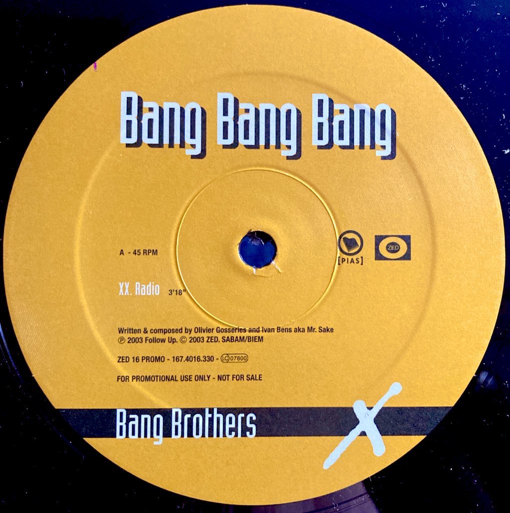OGosseries's tweet photo. Il y a tout juste 20 ans, le 2 janvier 2003, sortait ce disque produit par mes soins avec #DJSake aux ‘vocals’ et l’ami @DJDADDYK en face B avec un remix de classe mondiale🇧🇪 #BangBrothers #oliviergosseries https://t.co/wvbC94XYZd