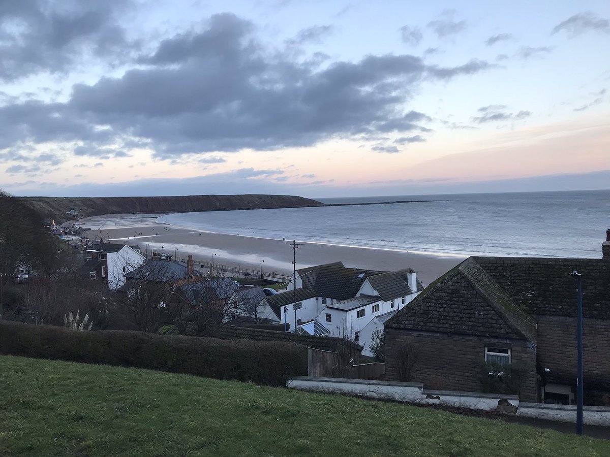 iamkazzbee's tweet photo. Seaside therapy ❤️🙏 #filey #northyorkshire #HappyNewYear2023 https://t.co/gHbAwWFIzm
