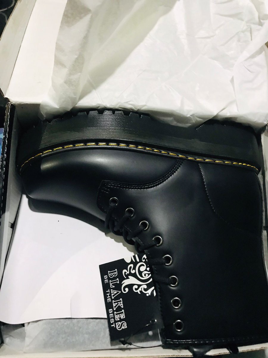 peace_joshua_'s tweet photo. Black boots for sale🖤👢
Mwk 55000 price.
0995036632
Lilongwe📍
Retweet for awareness y'all 🙂 https://t.co/ptw37oXZL9