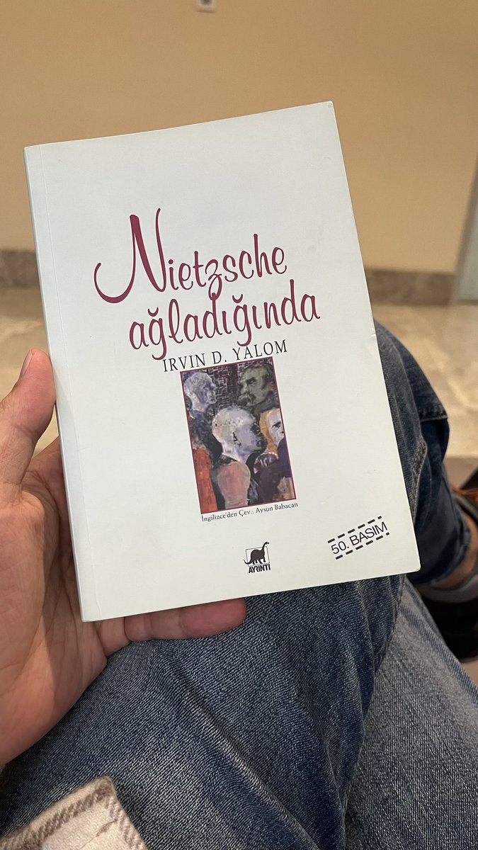 CCan314's tweet photo. @kitapvkutuphane Yıl boyunca okurken inanılmaz keyif aldığım kitap budur.. https://t.co/P6elhxy8dd