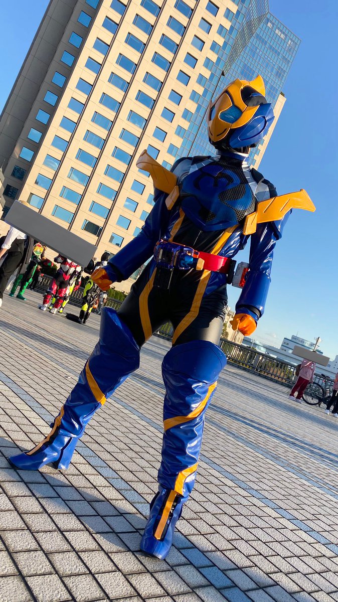 1/1 原寸大 視界付き マスク 仮面ライダー ジャンヌ クジャクゲノム