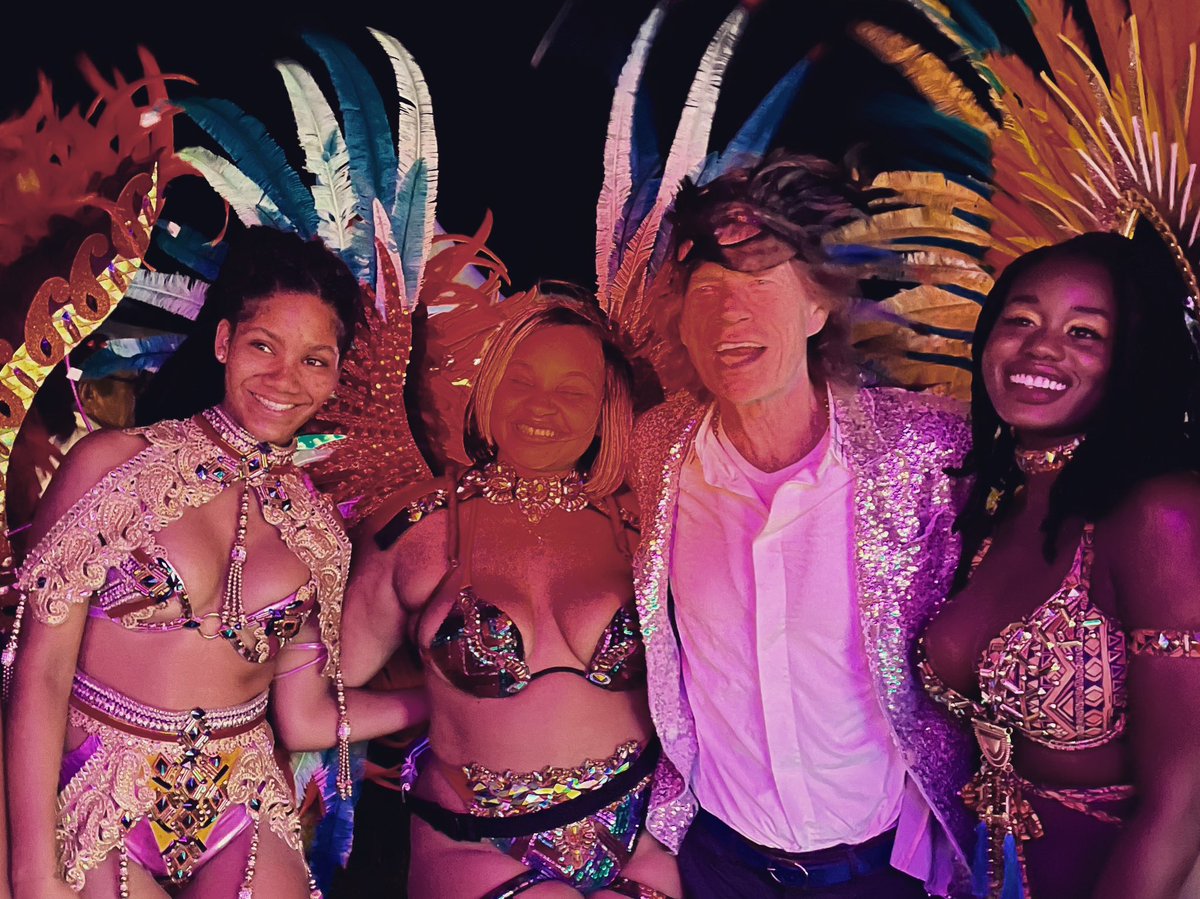 Happy new year !!💃🏻💃🏻💃🏻