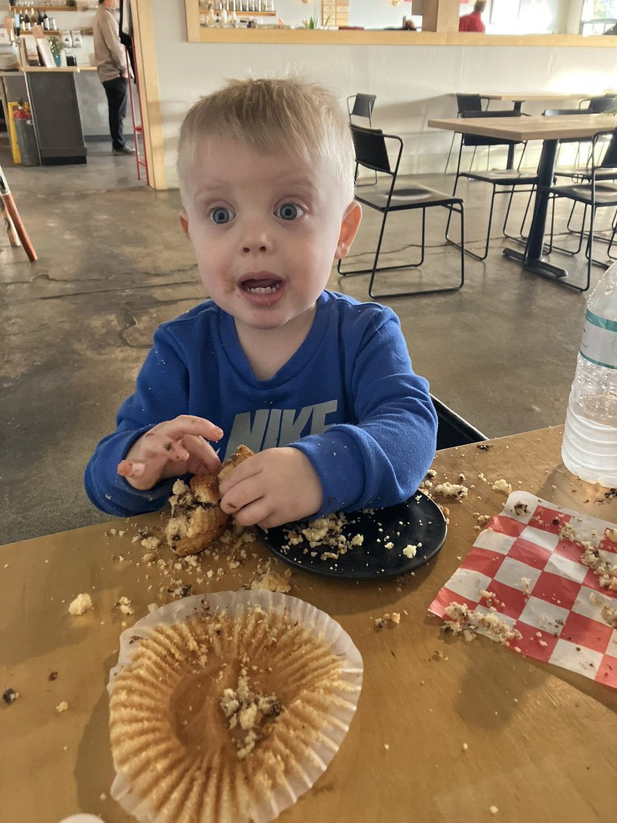 mcook32's tweet image. Buckeye loss was brutal, but got to have coffee with this guy this morning. Happy New Year everyone! #HappyNewYear #buckeyes