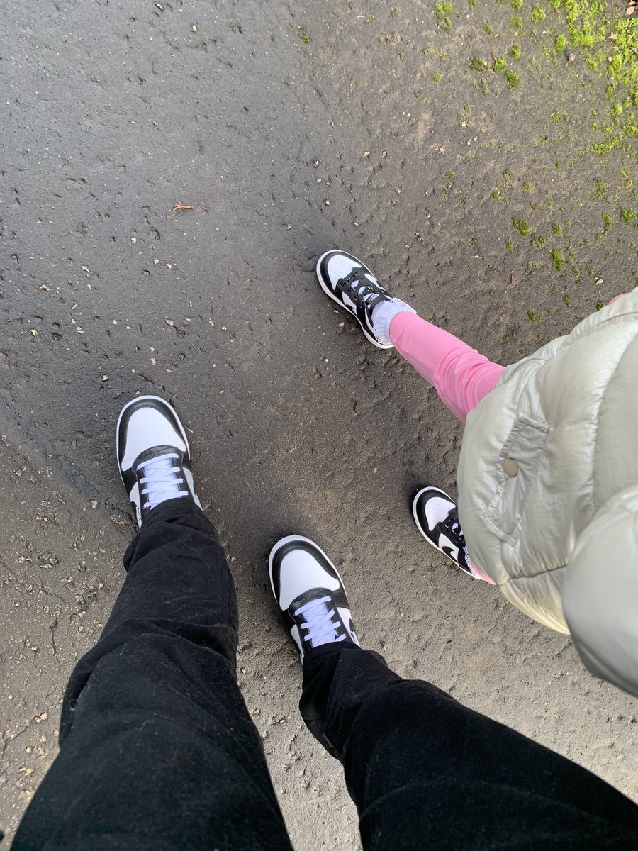 nufc_kev's tweet image. Genuinely in love with her sneaks 😍🐼 #nike #pandadunks