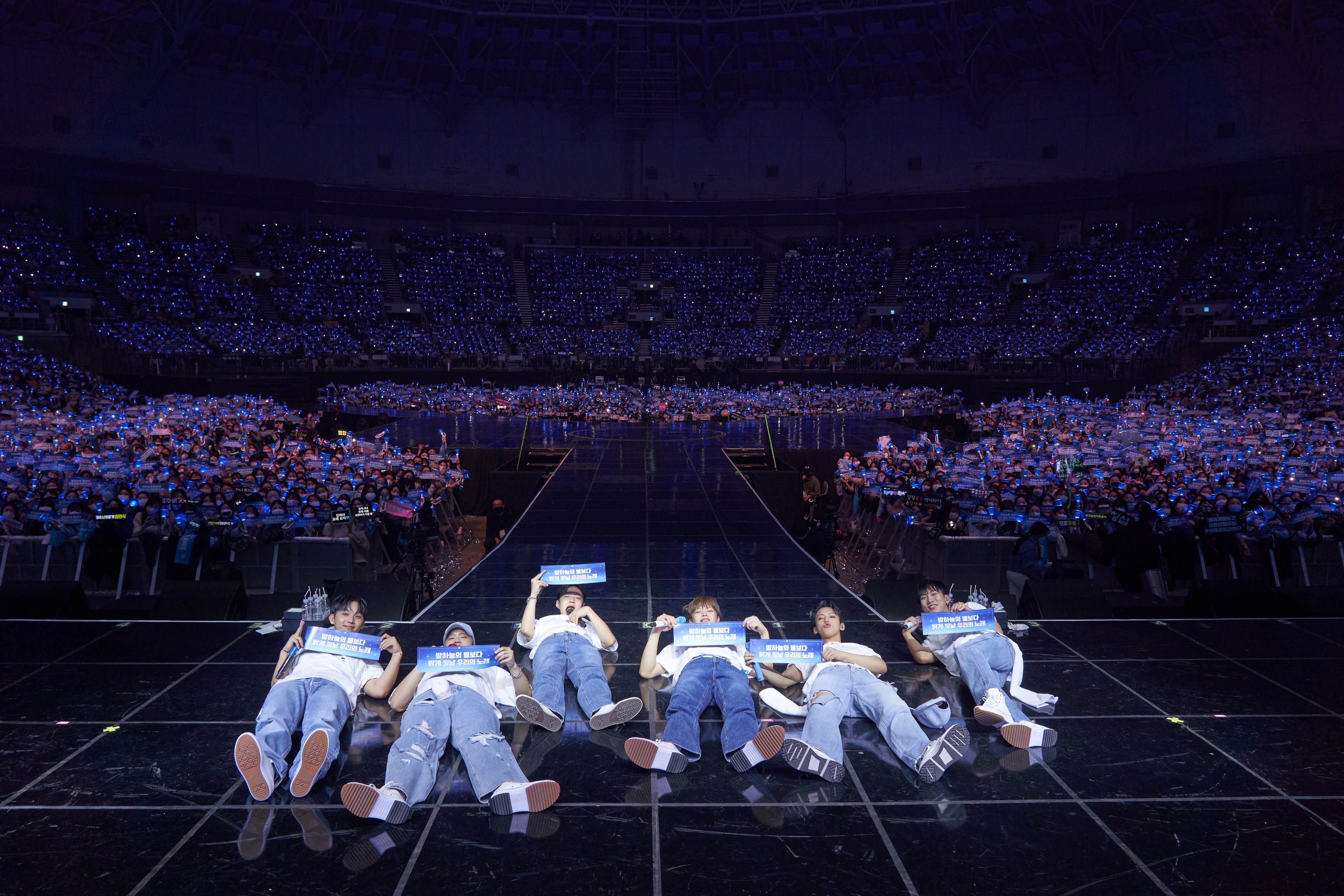 FlYa096aAAEhZNn?format=jpg&name=4096x409