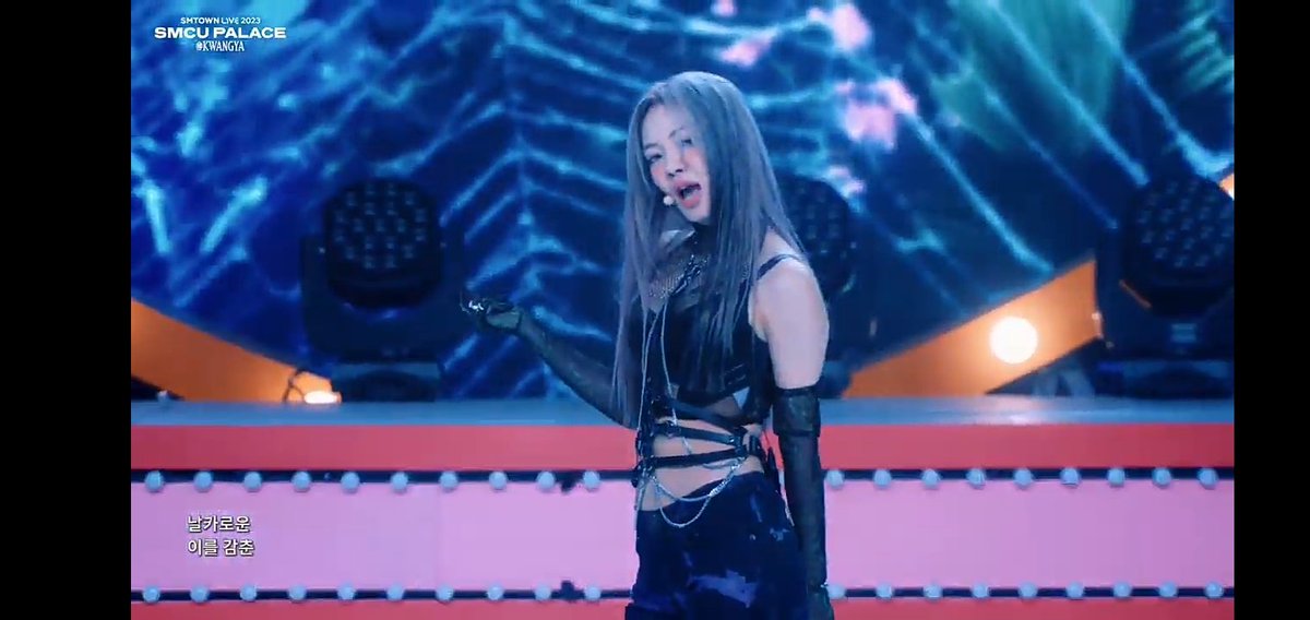 ageragerjelly's tweet photo. SMTOWN LIVE 2023: SMCU PALACE @ KWANGYA
#SMTOWN2023  #Hyoyeon https://t.co/gIbgfAQJqW