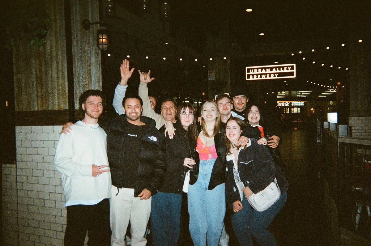 jamie 🏳️‍🌈 tweet media