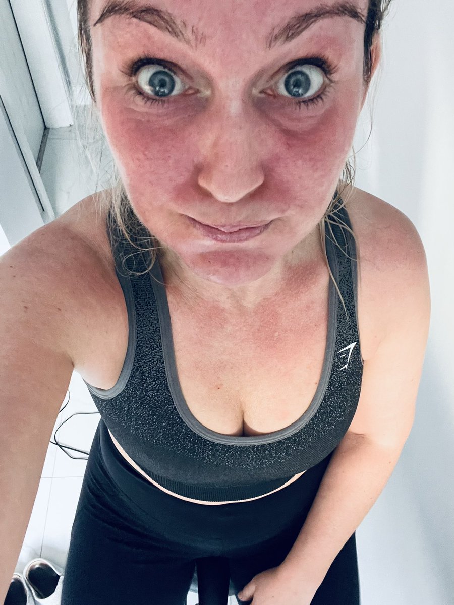 D11kim's tweet photo. Starting the year as I mean to go on….. #redfaced #sweaty #peloton #justdoit #gettingbacktomyfightingweight  💪🏼👊🏼💪🏼👊🏼💪🏼👊🏼💪🏼👊🏼💪🏼👊🏼 https://t.co/TfGmlWmFXv