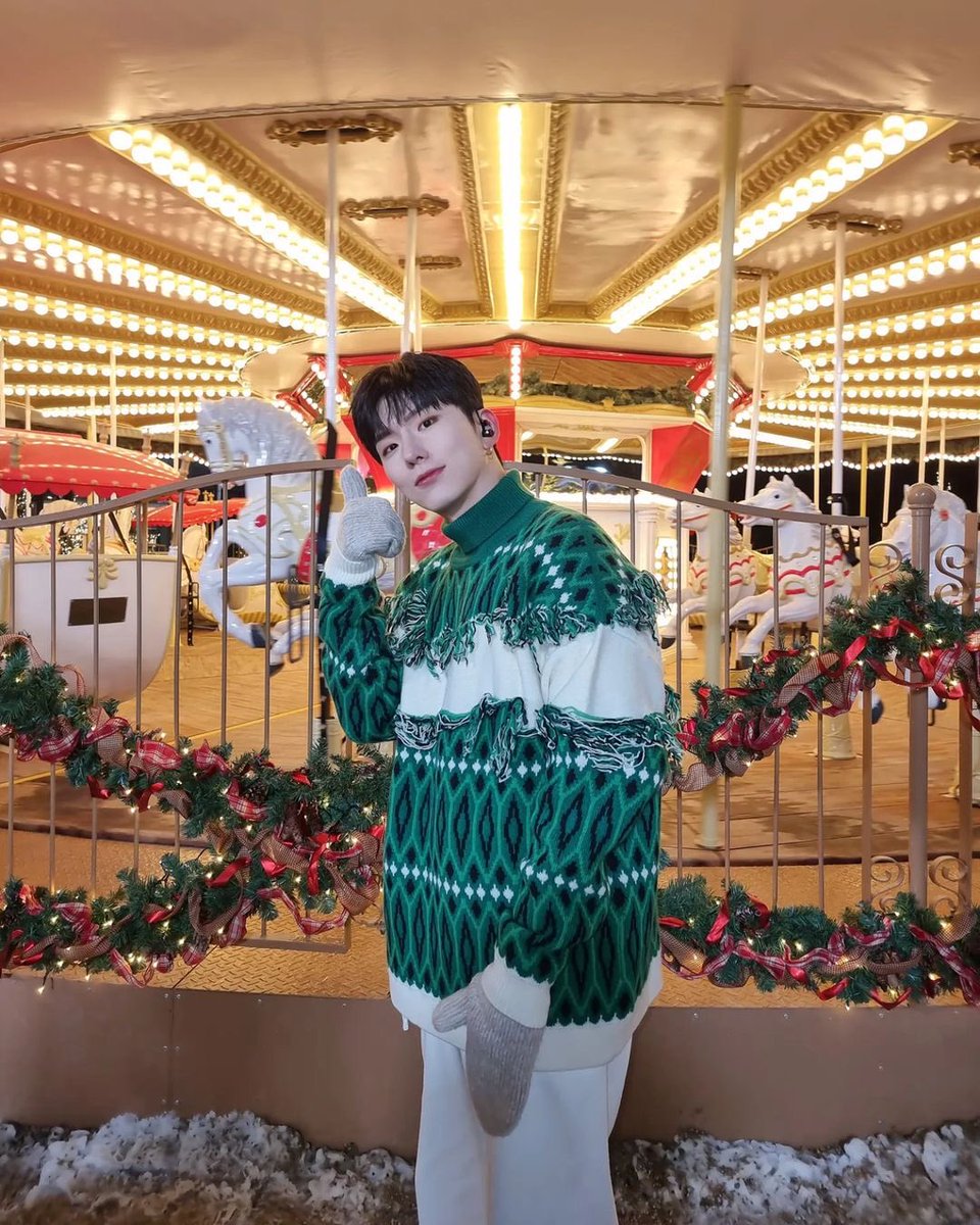 DeepBluekh's tweet image. 230101 #기현 #KIHYUN 

[ yookihhh ] 

2023년 새해가 밝았습니다
새해 복 많이 받으시고 건강하고 행복하게
한 해 보내봅시다!!!