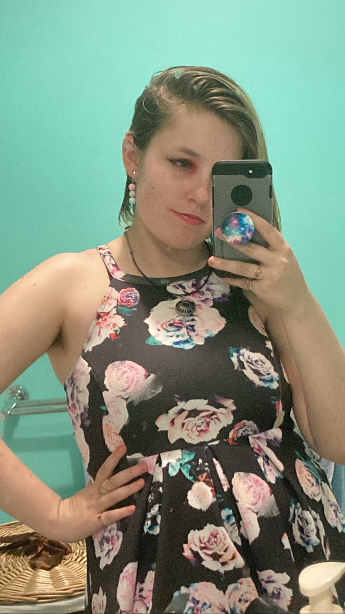 ETA COMMS OPEN!!! 📌 on Twitter "I AM THE PRETTIEST GIRL!!! SOMEONE