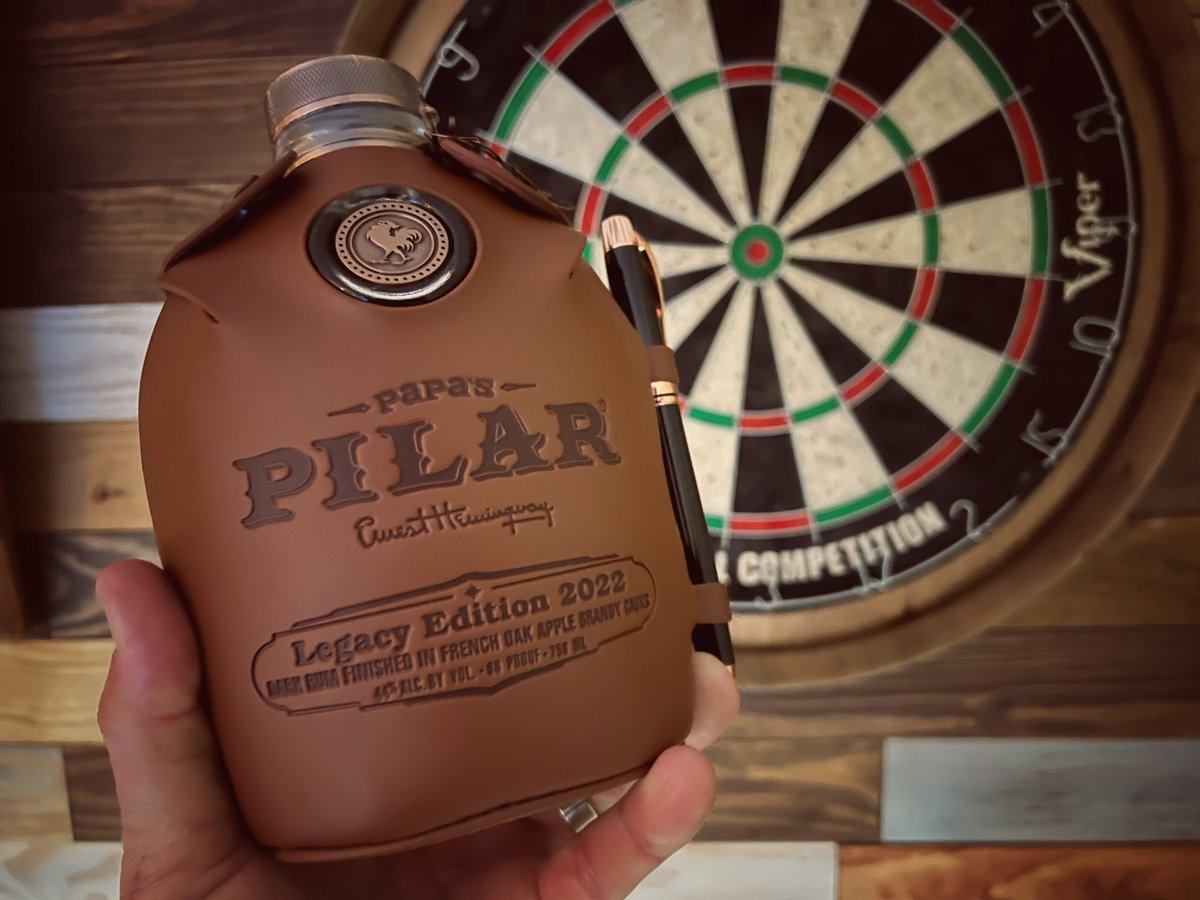 FlatsClass's tweet photo. @papaspilar hit a bullseye with this year’s #legacyedition2022, now what do they have coming for releases in the new year. Time will tell! #HappyNewYear2023 #flatsclass #neveraspectator #hemingway #rum https://t.co/wWqUBZ00al