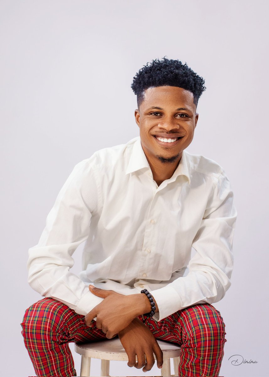 Theos_roy's tweet image. Welcome to a new dispensation 🥂❤️

#TheosBrand #Theos

📸: @dimimu_studios
Pant: @stylingbyazeez_x