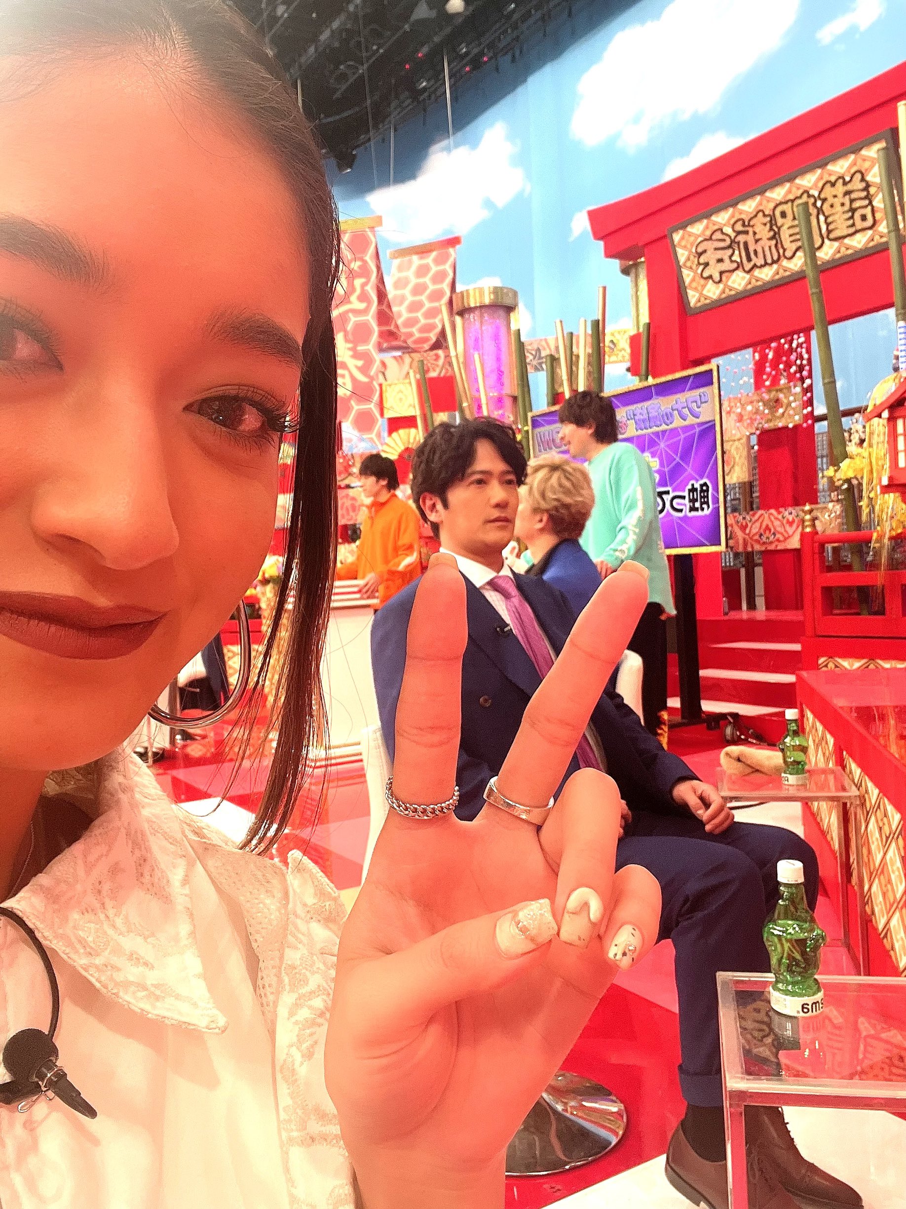 FlYnlzzagAMtUry?format=jpg&name=orig