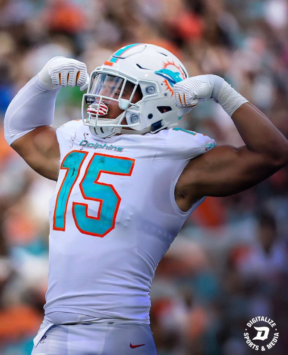 Finsup0422's tweet photo. It’s GAME DAY!!!!! Take care of business and let everything fall perfectly into place! #ClinchDay #JustWin #Finsup I expect a good day from the defense! https://t.co/qBZ2xJBNBi