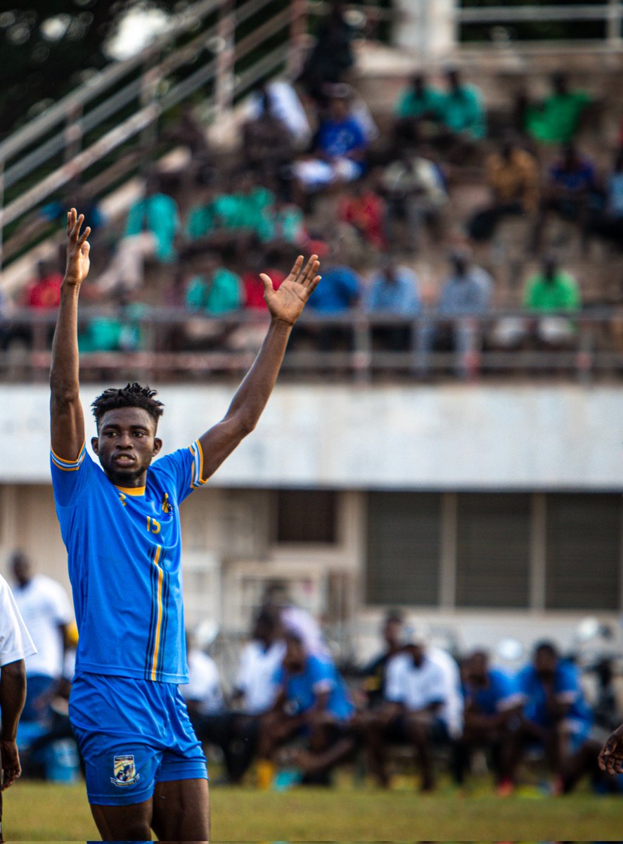 IssahNyaabila's tweet image. Happy New Year Everyone! 🎉
It's shall be HIGHWAYS, HIGHER HEIGHTS, and HIGH PLACES all the way! 🙌❤️⚽️🙏
#AlwaysBelieve 
#Hustle 
#ItIsWorking