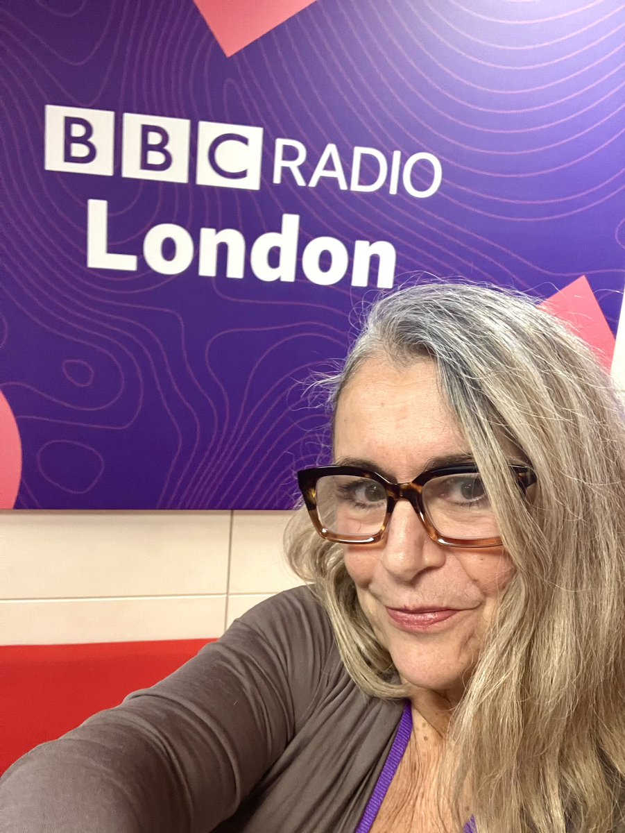 Seeing in 2023 live on Radio London. Happy New Year to you all!