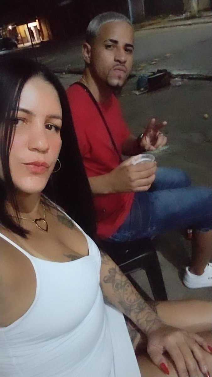 Elidian15277252's tweet photo. @LuisFellipeGre1 mais um de muitos 🙏🏻🤞🏻👩‍❤️‍💋‍👩 https://t.co/0JyA2ausAo