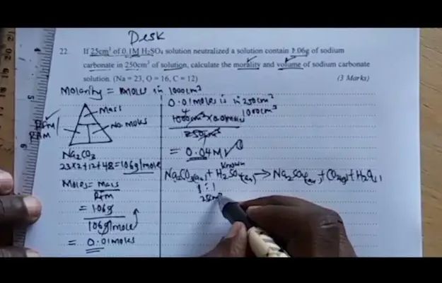 Calculate Molarity of 0.3M of Gilbbeys reacting with 300Dm of H2O in your kidneys ✍️✍️