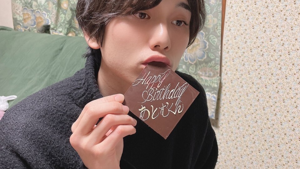 水石亜飛夢君 サイン付きパネル pn-jambi.go.id