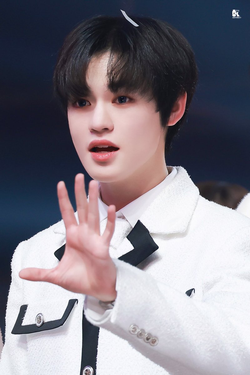 ScorpioMilkCat's tweet photo. 221231

새해의 😲

#천러  #钟辰乐 #辰乐 #CHENLE  
#NCT   #NCTDREAM https://t.co/jJ8b4divLh
