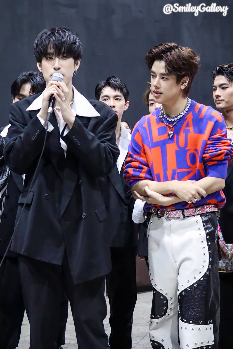 SmileyGallery's tweet photo. รายการ & ผู้เข้าแข่งขันมีคุณภาพมากๆ 👏
#THETWOFINAL #THETWO #Workpoint #Workpoint23 #XOXOentertainment #TPOP #AUE_THETWO #HENG_THETWO
#hengpnp #เฮงอัศวฤทธิ์ https://t.co/dykP3Pfbrl