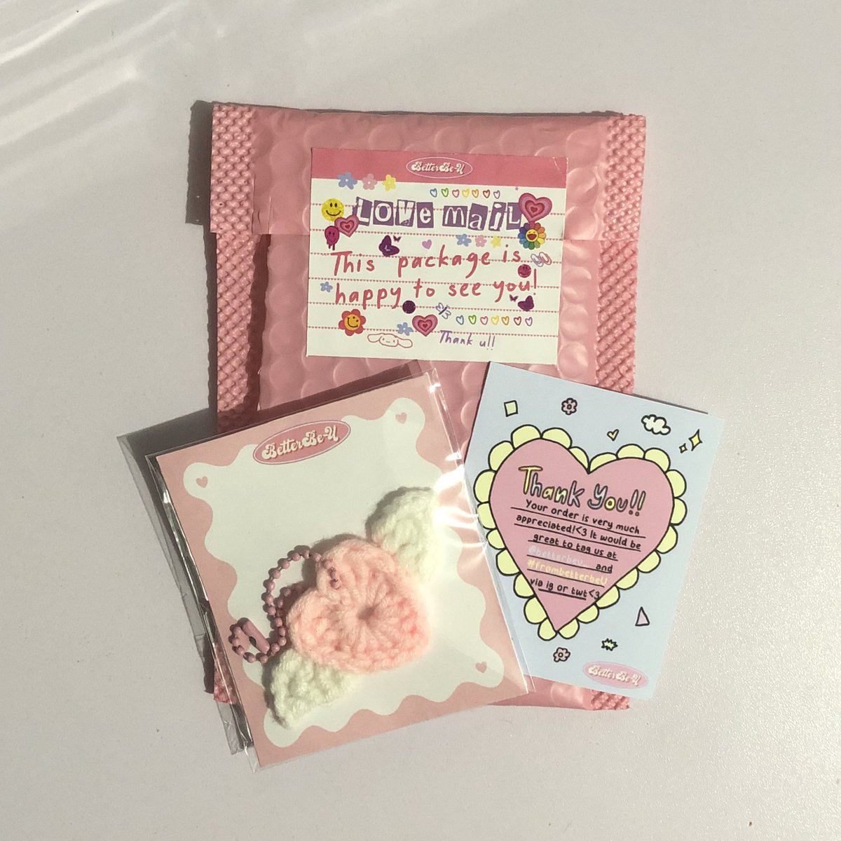 vmkhcarts's tweet photo. β’ #vmkhmail βββ§
π#frombetterbeU β hello @BetterBeU_ thank u for making this gorg heartwings crochet and i really love the packaging ! iβll def buy again <3 https://t.co/PVP8kH7ZRA