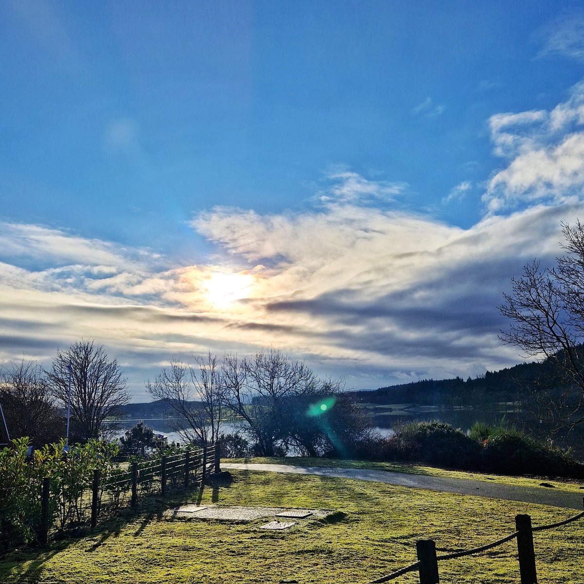 EcoWeeks's tweet photo. What a beautiful first morning to the year here at ecoweeks! Relaxed breakfast, then off for a bracing Loony Dook in Loch Ken!
#ecoweeks #HappyNewYear2023 #lochken #goodbye2022 https://t.co/mc2XNA1ddR
