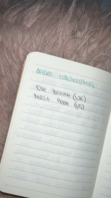 this is all i wrote for my 2022 goals &amp; @ElleBrookeUK we did 😻 @misskenzieanne maybe in 2023?❤️ https://t<a class="tags" href="/tag/ellebrookeuk">@ellebrookeuk</a>