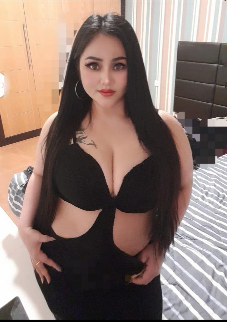 eqanasadeom's tweet photo. WhatsApp me/96566828017My whatsapp #Bahrain #juffair #ladyboy_both  #ladyboy_both https://t.co/NXL9Wt3RpJ
