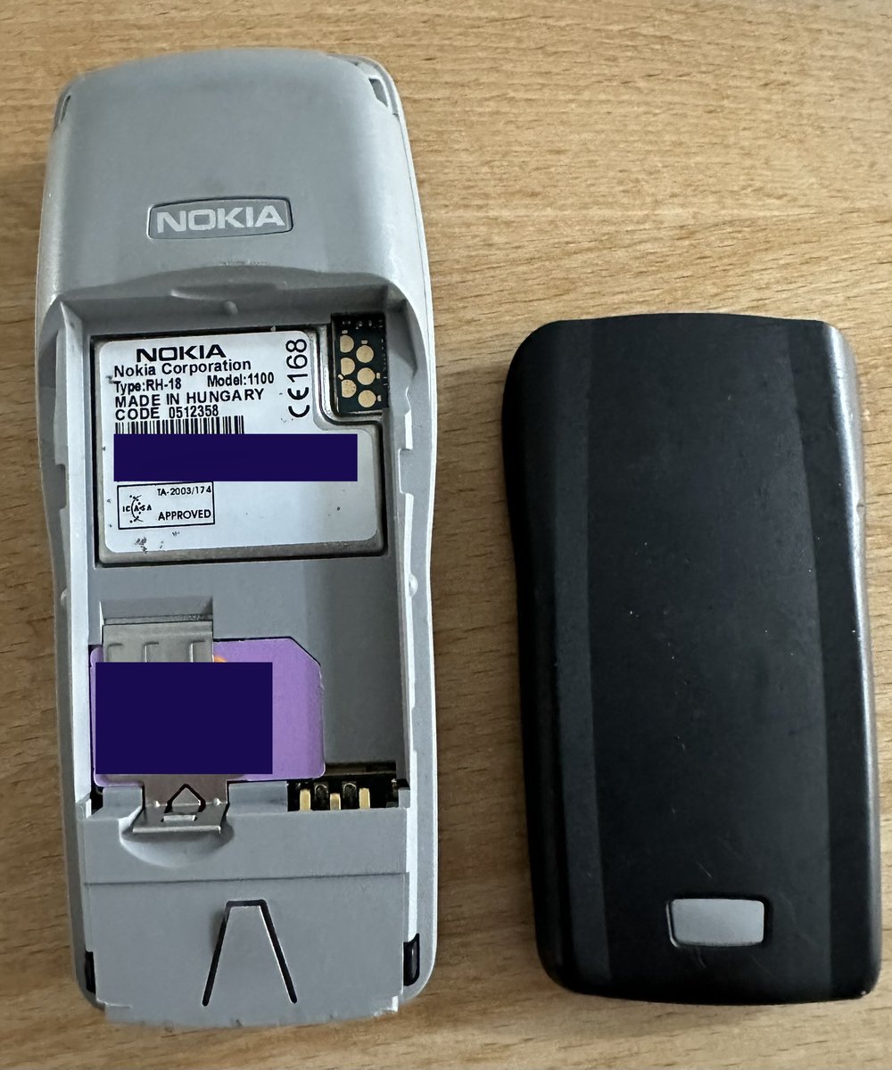 gtz42's tweet photo. @mikko While mine is from 2003, it’s made in Hungary 🤷‍♂️ https://t.co/VAwgVJDIxW