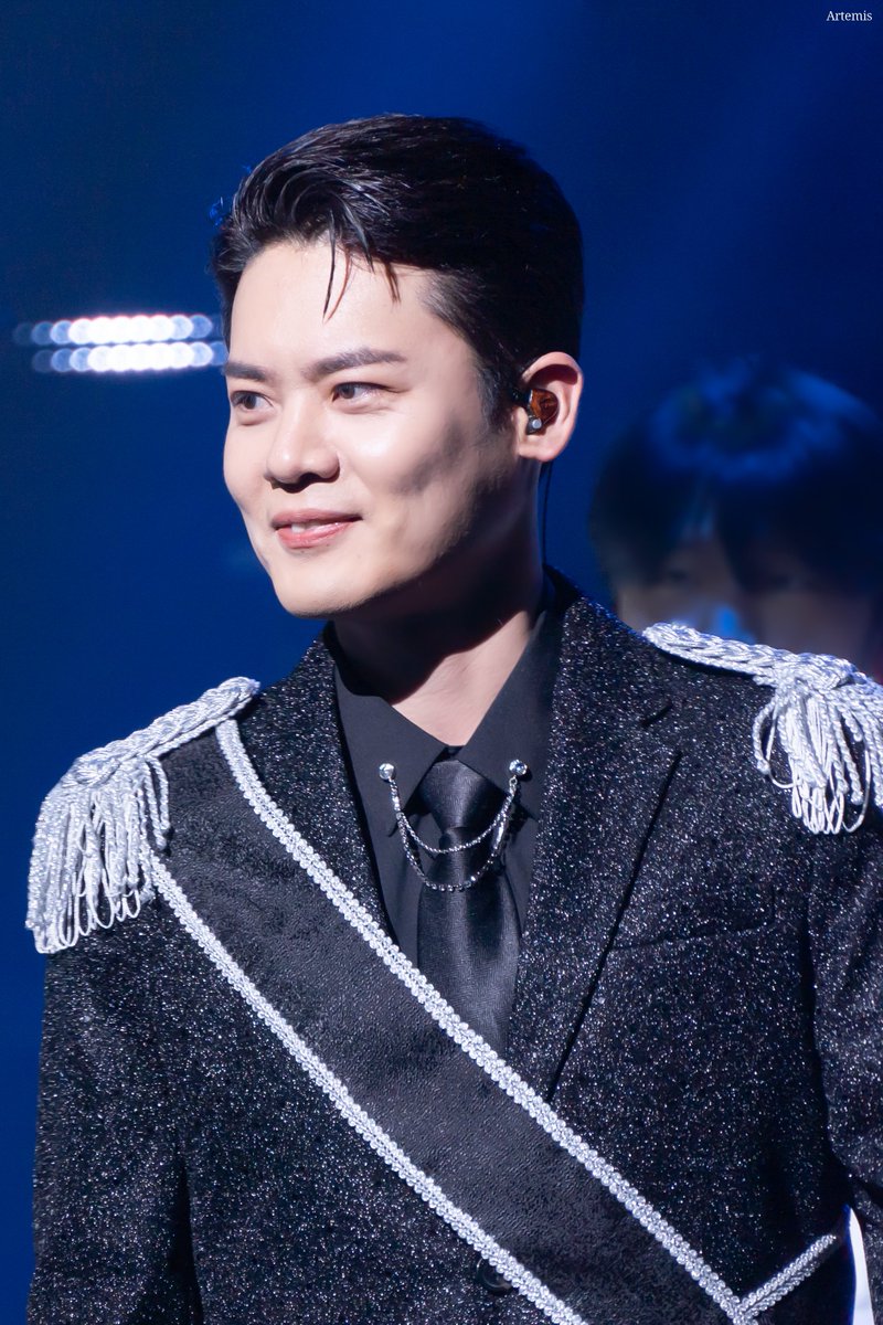 20221218 LAPOEM SYMPHONY
#유채훈

앞니뿅🐰
검은 토끼의 해, 새해 복 많이 받으세요!