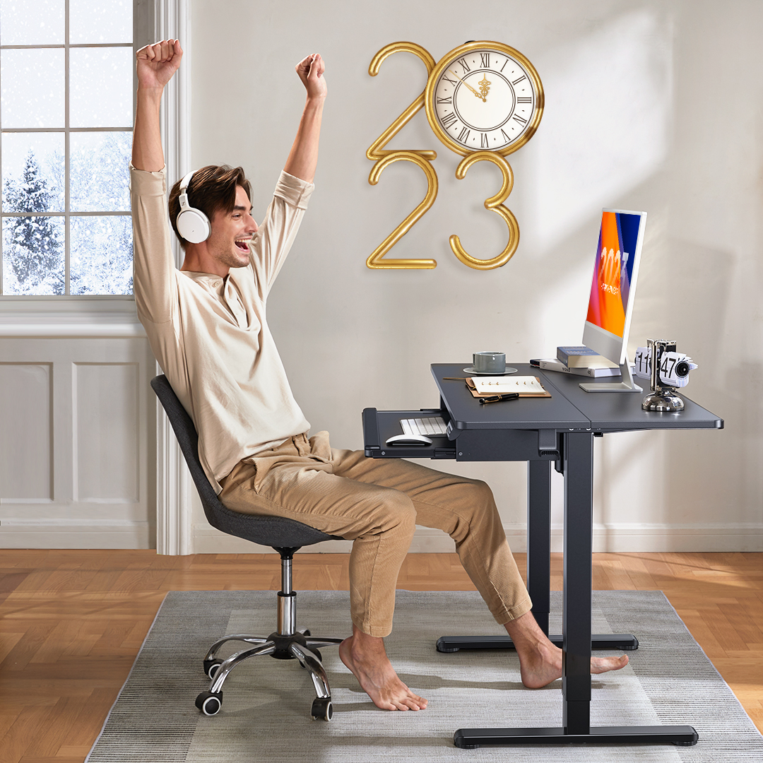 ErgearOfficial's tweet photo. The keyboard tray holds your keyboard in the most ergonomic position for typing or gaming. It also clears your desk and keeps your workspace organized.

#ergear #standingdesk #keyboardtray #ergonomic  #desksetup #wfh https://t.co/KVbn3RljGZ