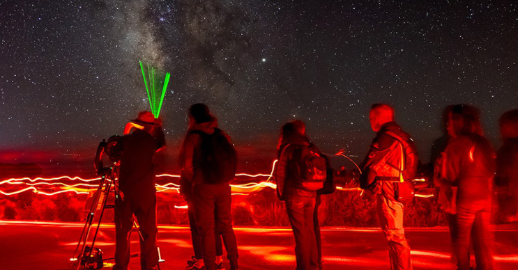 JohnBarentine's tweet photo. Astrotourism is booming in the U.S. state of Utah. Find out why the Beehive State attracts more night-sky tourists than almost anywhere else in the world and supports an industry that may be worth billions. 

#Tourism #EcoTourism #DarkSkies

https://t.co/qNjOSPl59d https://t.co/eL1TBhPdy7