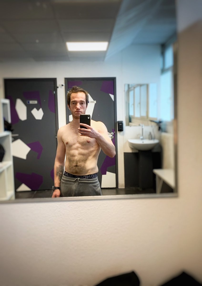 gruiiii's tweet photo. @Marvel_Fit 06/22 67kg. 
09/22 56,5kg.
12/22 62kg.
Ça avance tranquillement ! https://t.co/d34LnLMwtw
