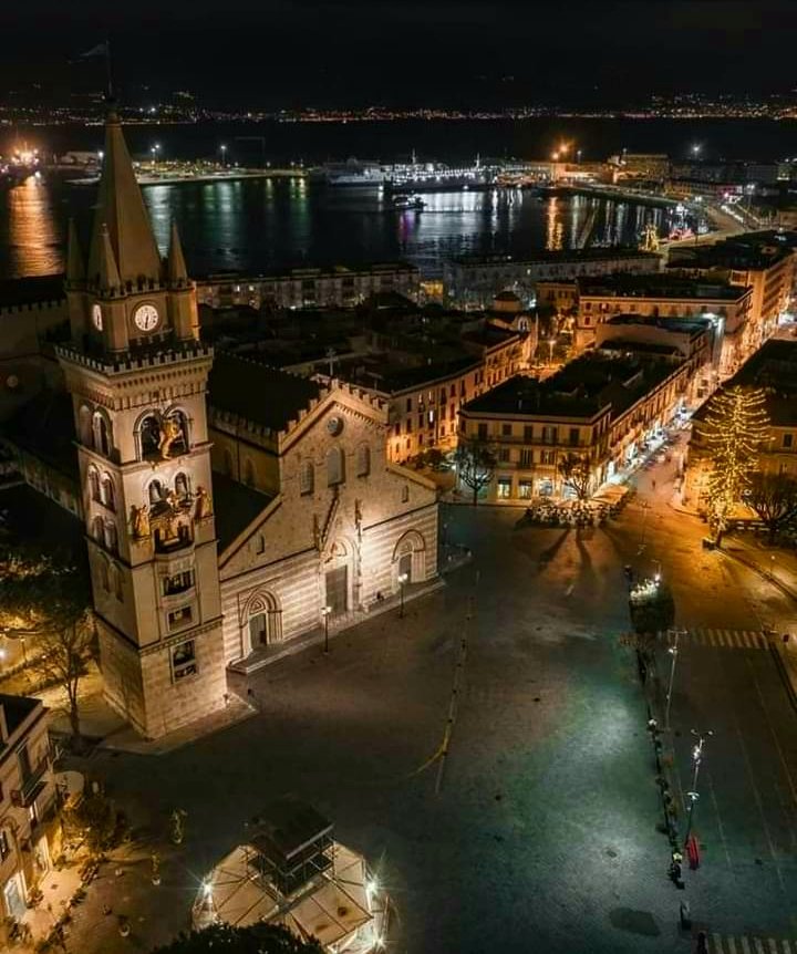 AccordinoPaolo's tweet photo. #messina #sicily #italy #europe #earth #travel #photography #photo #dicember #2023NewYear #christmas #art #cattedral #duomo #history #Sculpture https://t.co/bNH4h0qrNF