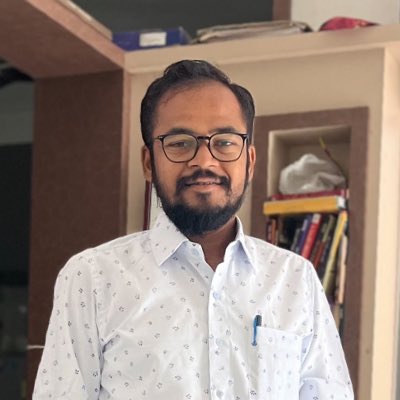 PatelJimilC's tweet photo. જંગ જેવી દુનિયાથી તંગ છું.
#NewProfilePic https://t.co/iHJ6JI22Bb
