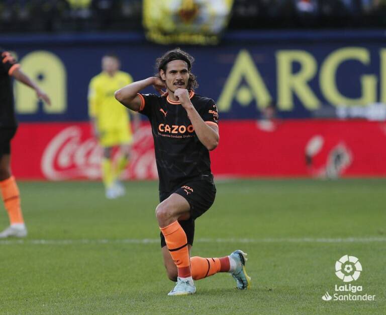 iojavime's tweet photo. 14 remates del @VillarrealCF por 13 del @valenciacf.

✅En la segunda parte hasta el gol de Foyth (89’) 3 para Villarreal y 2 para VLC.

En tiempo de descuento 2 y 1.

¿Acumulado xG 2ª parte hasta 2-1?

📈VIL   0,14.
📈VLC 0,23. https://t.co/Fzvcwb35wQ