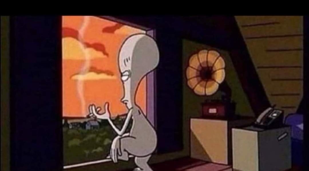 Casamalafama's tweet photo. -Todos hoy con con resaca, vomitando, mareos, desmayos.
- Yo con el mañanero bien relajado https://t.co/Hs0CqvYhR7