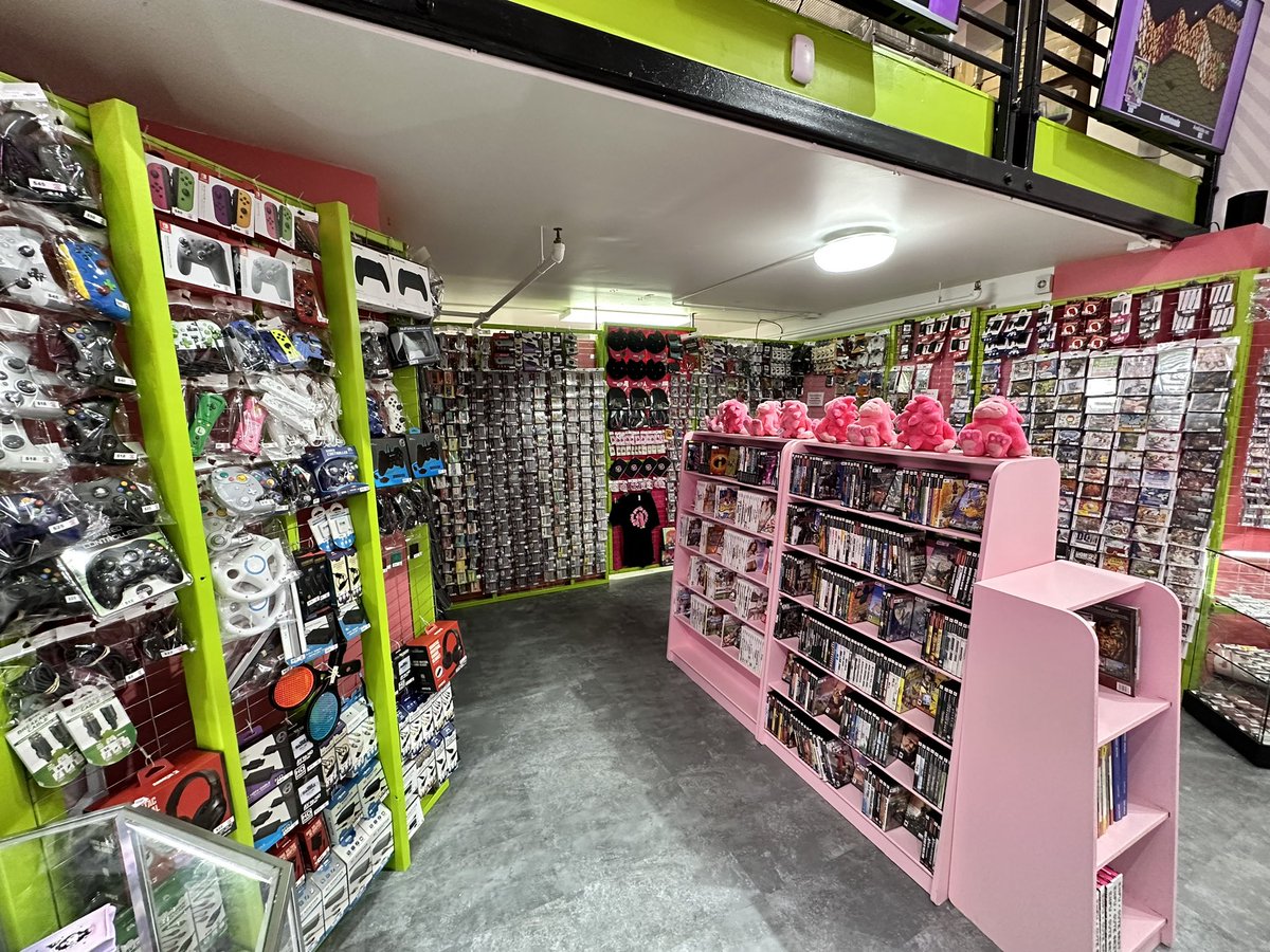 Pink Gorilla on Twitter "Good morning Capitol Hill! Today is our very