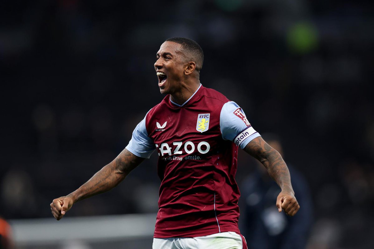 Ashley Young tweet media