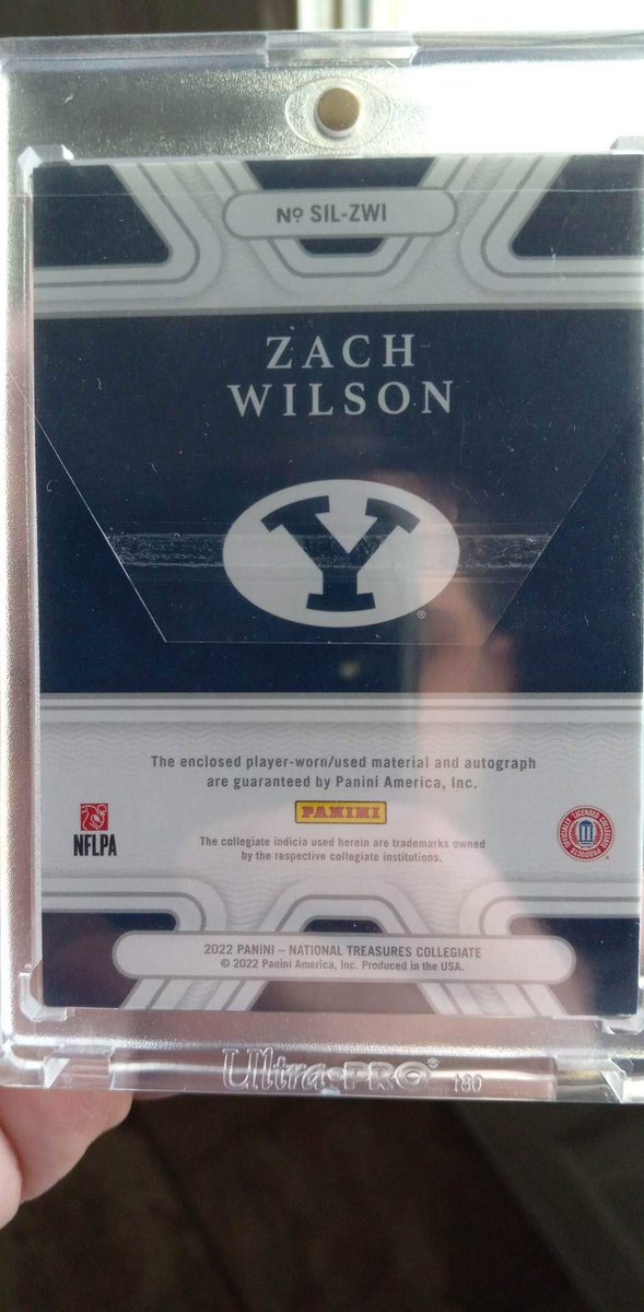 ElecEngr625's tweet photo. Any Zach Wilson beleivers/NYJets/BYU die hards want to buy this? DM best offer #NYJets #BYU #milfmagnet #zachwilson #oneofone #playerworn #150thanniversary #Panini #whodoyoucollect https://t.co/PdHxxIeAYZ