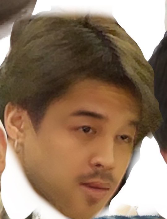 nenya_twt's tweet photo. @LadyNuala us ARMYs trended #beardtan in 2018 for April fools day w edited pics of bangtan and the boys joined in and posted their pics w app that added beards! https://t.co/VXfWkbncML