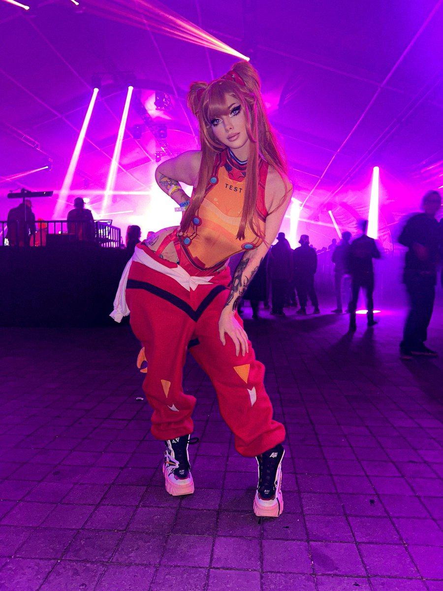mimsy's tweet photo. mommy asuka https://t.co/h98uAyiZ36