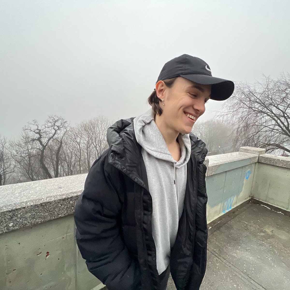 lennikim's tweet photo. Happy 2023 everybody🤍 
Very excited for what’s coming this year….
Can’t wait to share this one with you all:)
Life is good, I love you! xx https://t.co/eeq0PPFDjT