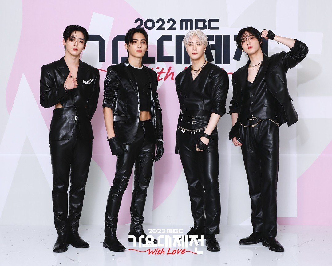 GimbapBlog2's tweet photo. #CLASSy, #JoSuMi, #KimYoHan, #Taeyang, #Moonbin et #Sanha, ainsi que #SongGaIn. https://t.co/oNl7fKSJnG