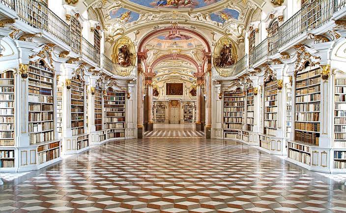EmilinhaaS2's tweet photo. ♤ ♢  Livros lidos em 2023 ♤ ♢

“— Foram os livros que me fizeram sentir que talvez eu não estivesse completamente sozinho. Eles poderiam ser honestos comigo, e eu com eles."
 • Príncipe Mecânico https://t.co/1JY7X5yBQG