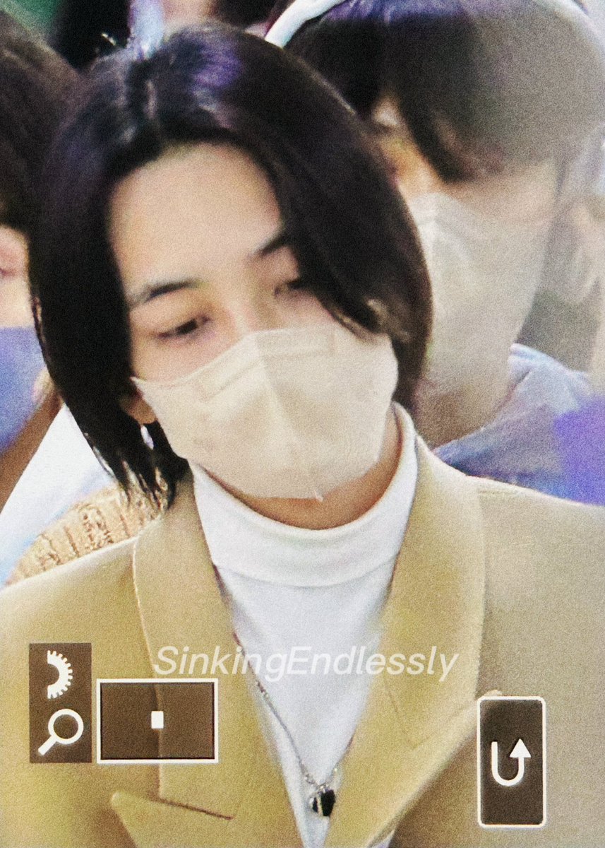 DIVEINTOMYBLUE's tweet photo. 230101

#정한 #윤정한 #세븐틴 https://t.co/4MttzDesx6