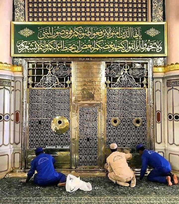 Khak_e_Taiba's tweet image. یادِ نبیﷺ میں اشک بہائیں خدا کرے
ہم بھی در رسولﷺ پہ جائیں خدا کرے۔ 

صَــلَّــی اللّٰـهُ تَـعَالٰـی عَـلَـیْـہِ وَاٰلِــہ وَسَــــلَّم۔ ❤️
السلام علیکم
 درود پاک پڑھ لیں