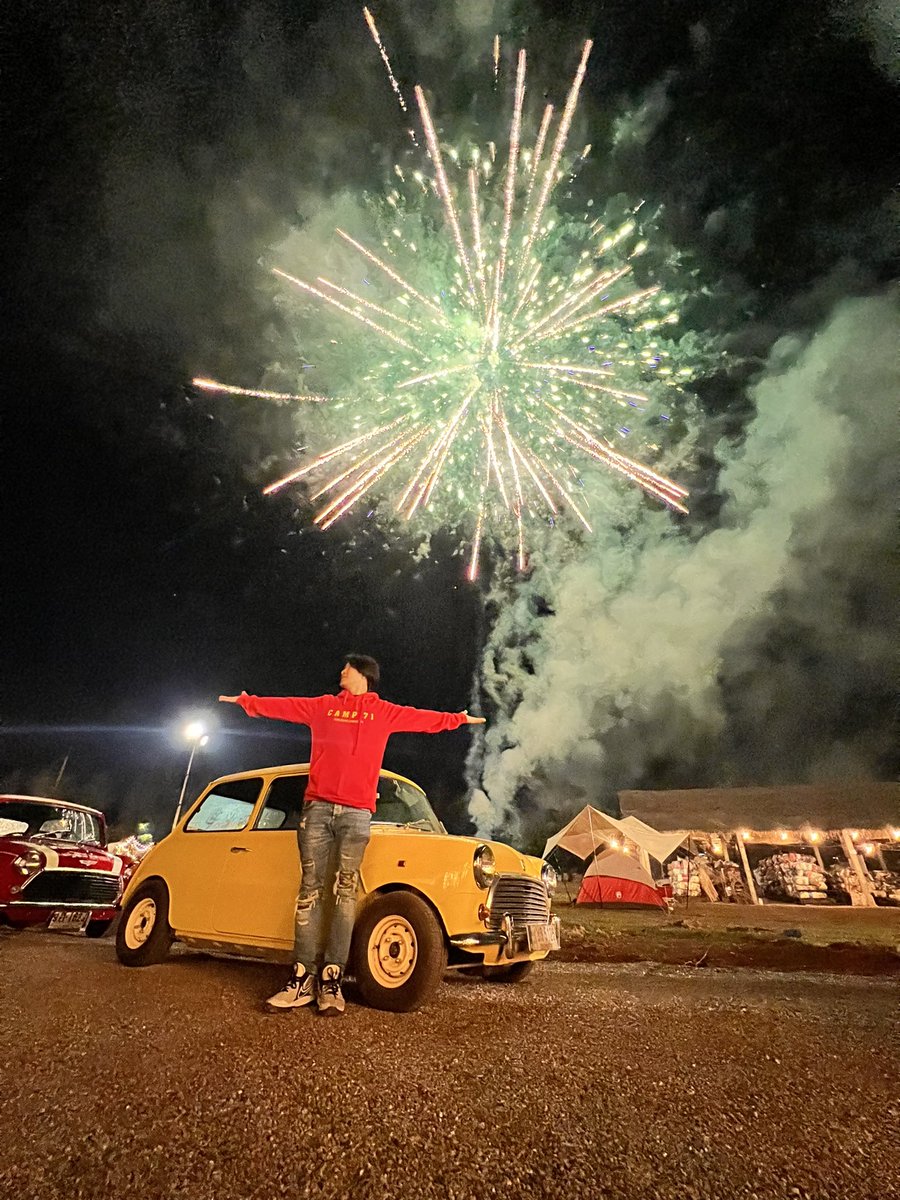 Joeaf4's tweet photo. Happy new year ขอให้ปีนี้เป็นปีที่ดีเฮงๆปังกันนะครับ 🎉🎉 ขอบคุณพี่เก๋เจ้าของ camp71ด้วยนะครับ ที่เอื้อเฟื้อสถานที่ #hny2023 #camp71 #chiengrai https://t.co/tDe0MRGZXW